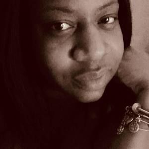 Meet your Posher, Ebony